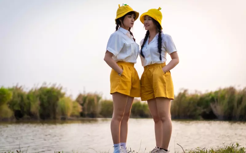 没有谁对谁错，毕竟谈恋爱都是心甘情愿