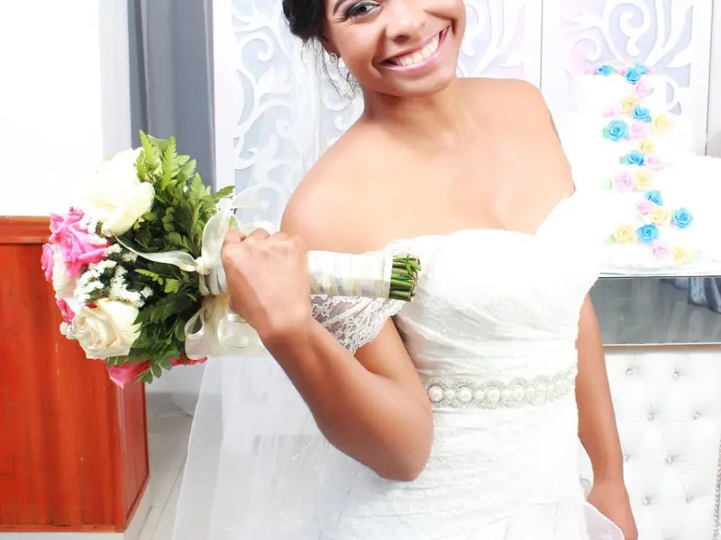 当前任有了新欢，我该如何主动让她回到我身边？