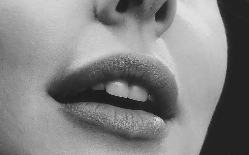 2020年第一天，我失恋了，就因为不会处理她和我妈的关系