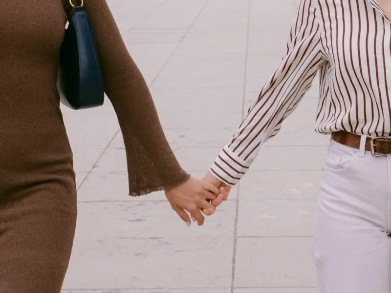 一小时，埃博拉聊天体系，如何从陌生人变成为你以身相许