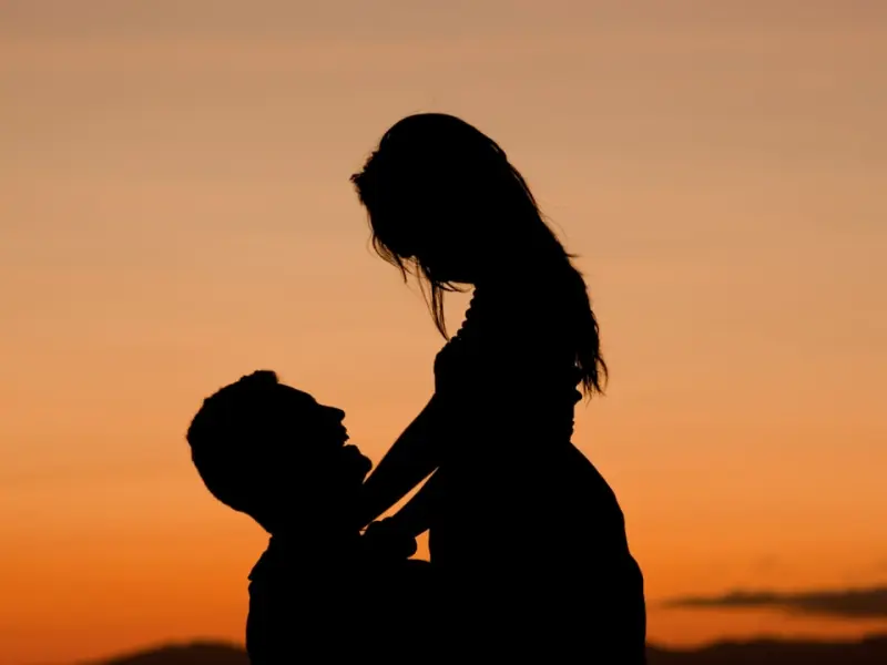 只有3%的女人知道，这才是让男人爱你的正确方法！