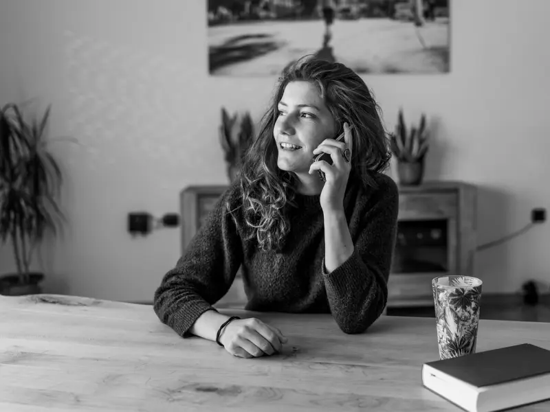 真正嫁给爱情的女人，在家才会享受到这样的待遇，无疑是真爱了！