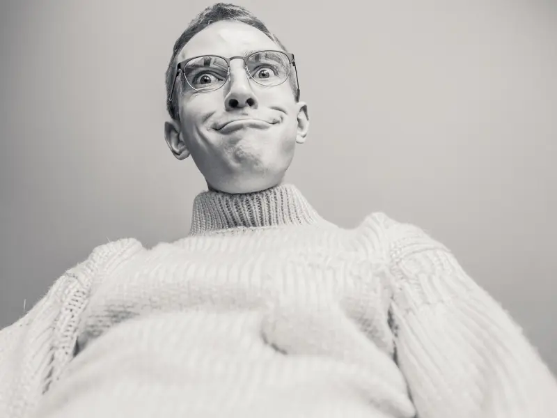 男人“疯狂”的爱上你之后，才会有这些“冲动”的行为