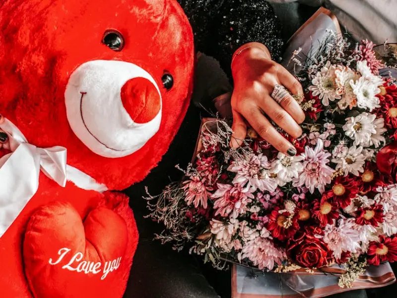 女人真正爱你，才会把这3样“东西”交给你，得珍惜！