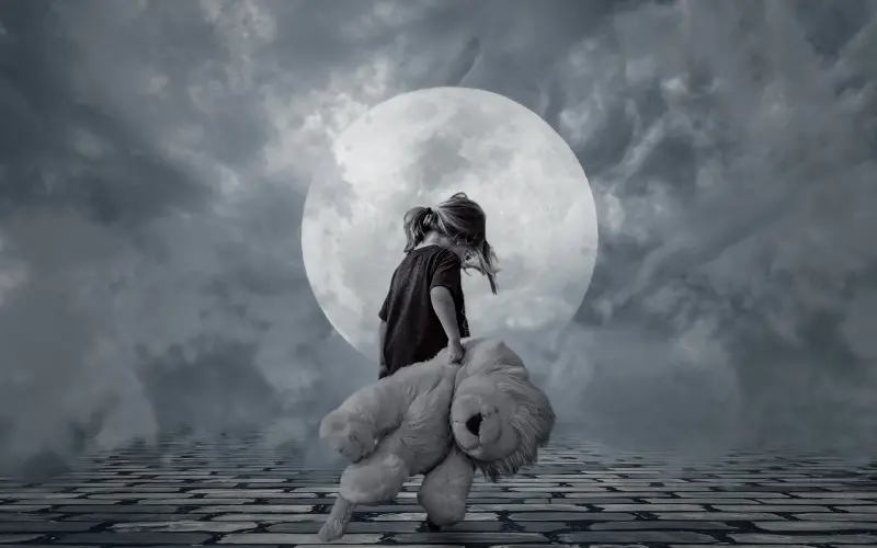 上了年纪才知道，爱不爱是其次，相处不累最重要