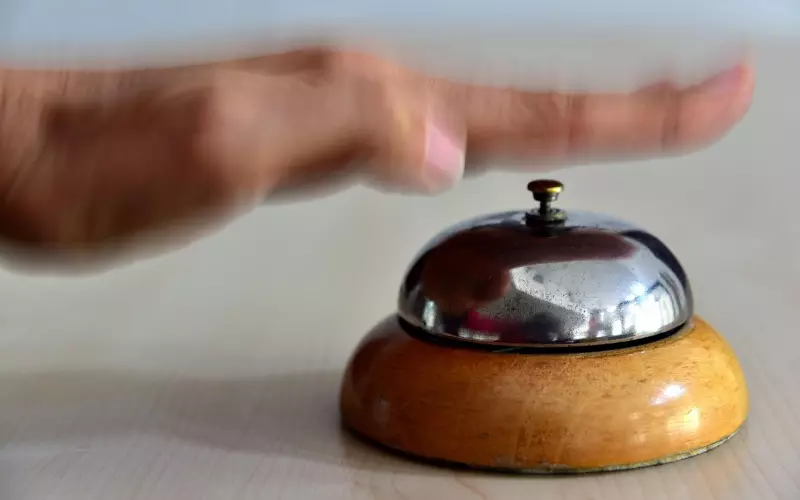 被动成为第三者 我却希望他能快点离婚