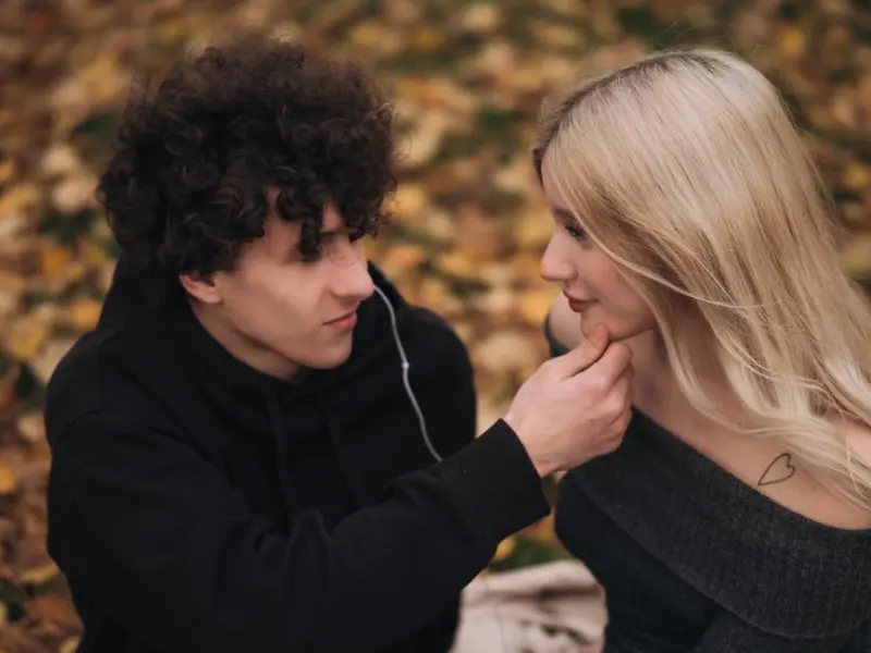 过来人告诉你：不主动联系男人，他才会越爱越深