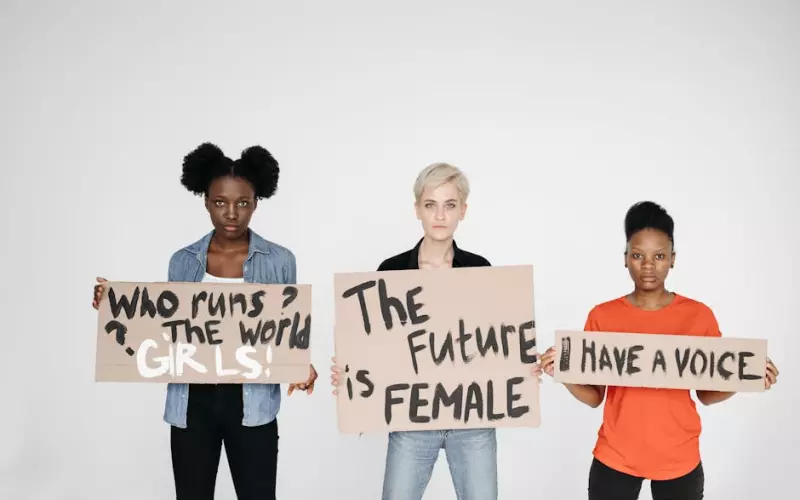 过来人告诉你婚姻到底是什么(过来人的忠告千万远离扶贫式婚姻)