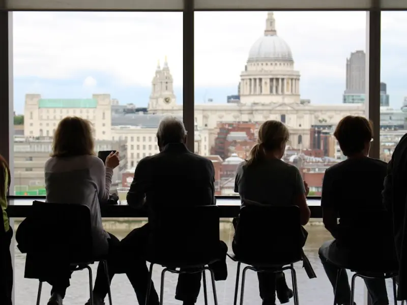 把妹地图：城市套路深，戳穿朋友圈里照骗的小心机