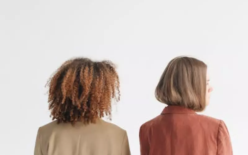 图观|用一组漫画告诉你 泰国人眼中女人和“女人”的区别