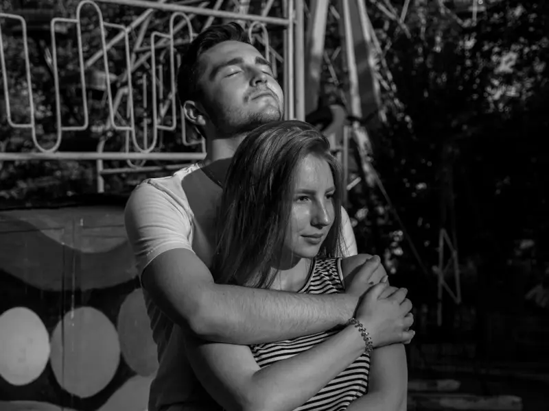 请珍惜整天惦记你的人！