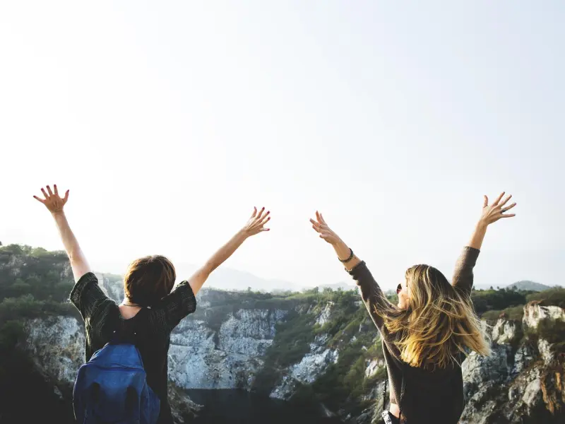 对方另交的异性朋友，请别多言