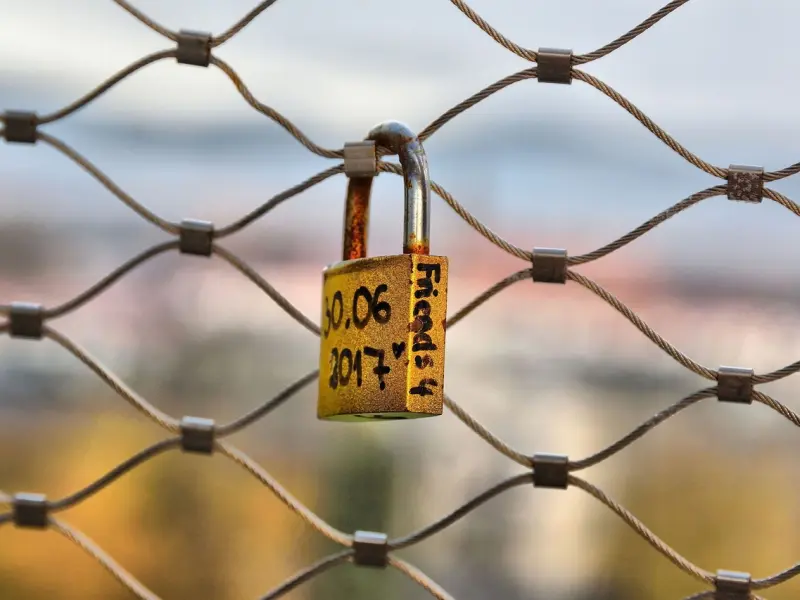 挽回女友实战攻略：怎样挽回爱情，挽回前女友的方法有哪些