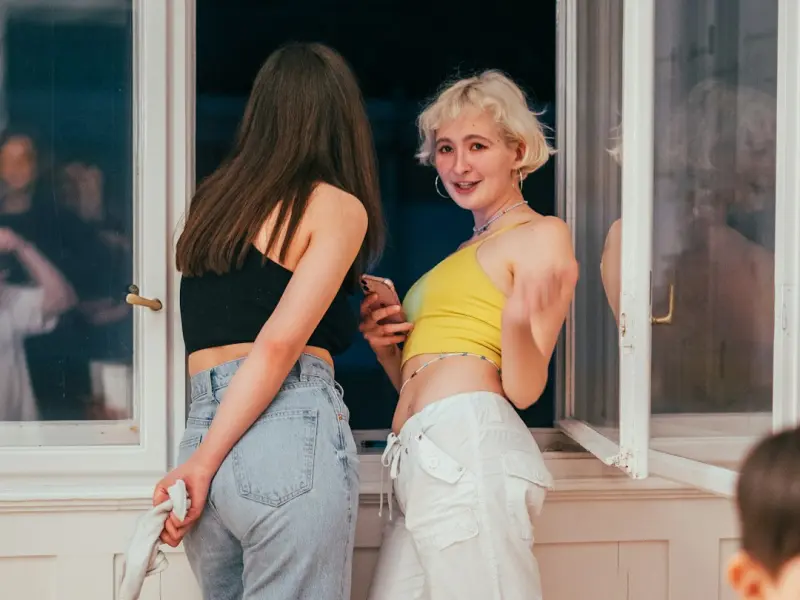 【清远市KTV纵火案】：他只想杀绿茶婊，却附带了18条人命。