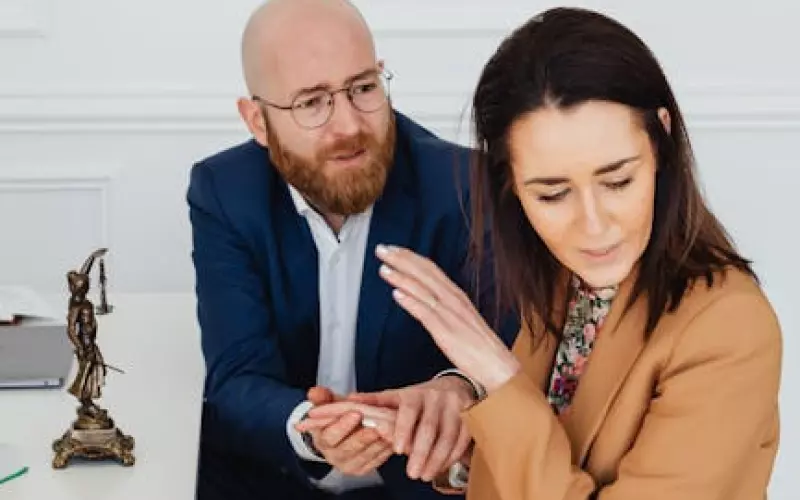 同事婚外情的真实案例(已婚同事婚外情能不能长久)