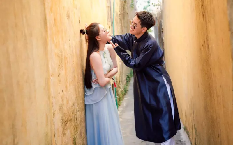 男女暧昧不确认男女关系的原因(两性暧昧期男人的表现)