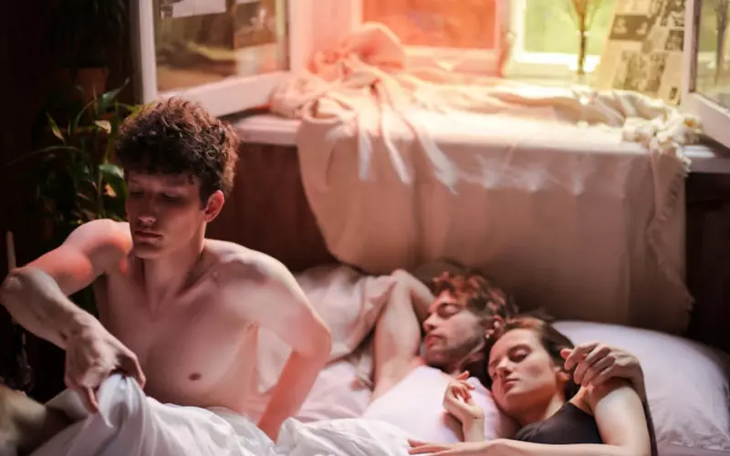 婚外情男人出轨的原因(出轨男婚外情的几个时期)