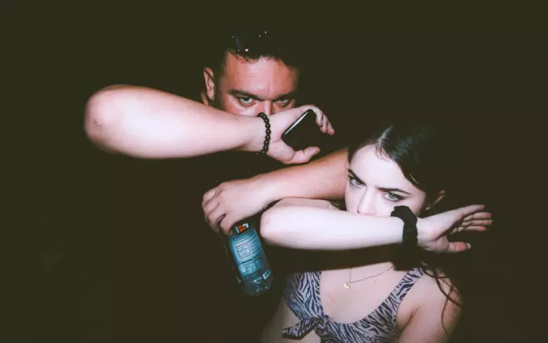 分手挽回女友：分手后如何挽回前女友?如何正确把握挽回女友的机会