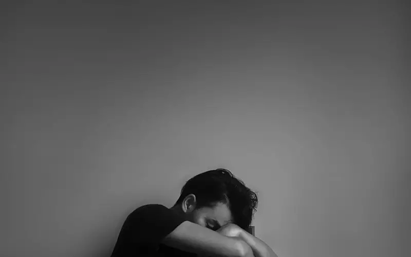 伤感到心痛的句子 ，伤感说说看完哭了那种