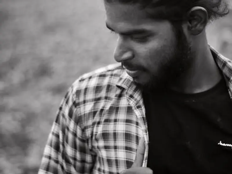 伤感个性说说签名，很伤很心碎