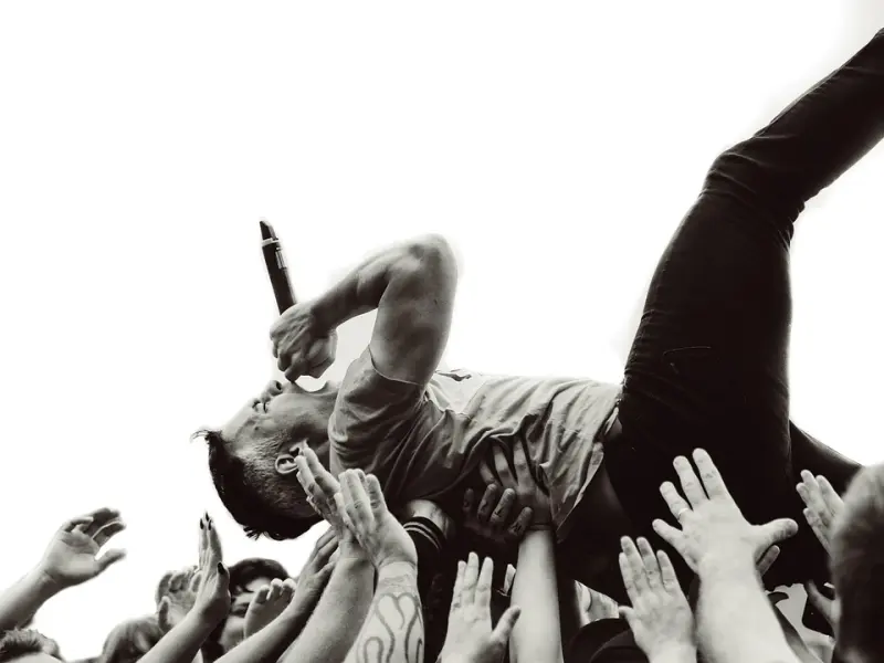 挽回爱情：不要做失败爱情里的“乖乖女”