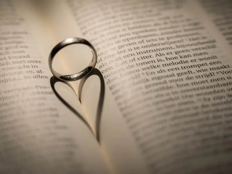 离婚后挽回婚姻：没有感情了该离婚吗？离婚后复合的技巧，