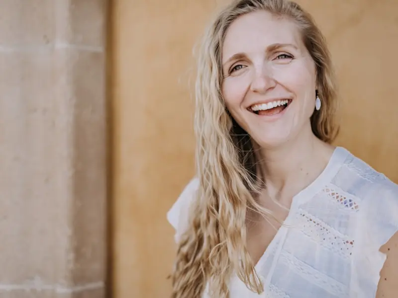 挽回爱情：因为你家庭困难就可以对我进行道德绑架吗？