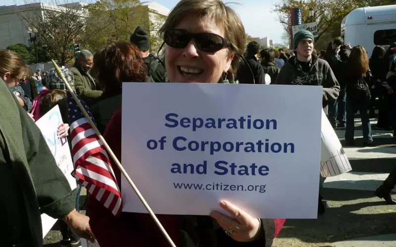 挽回爱情：和前任恢复联系的方法有哪些？