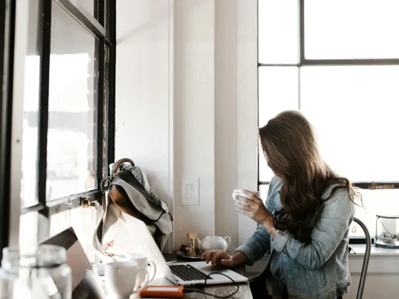 挽回女友系列：离不开女友，该如何挽回爱情?