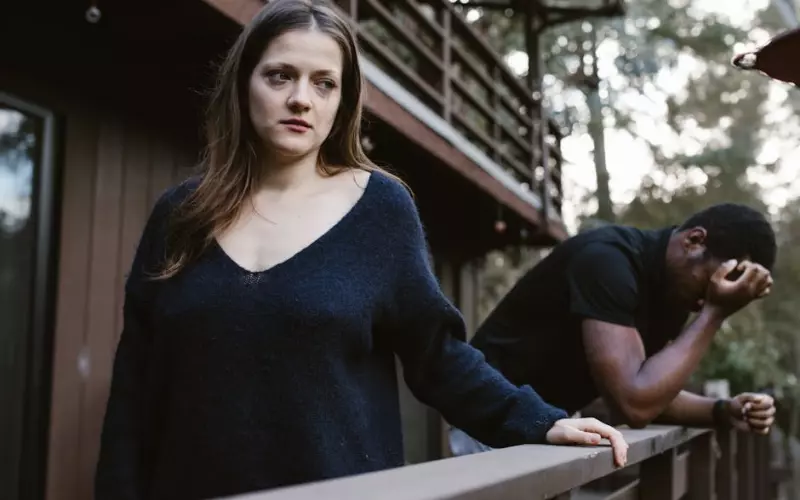 挽回爱情秘籍：分手后该怎么联系前男友?