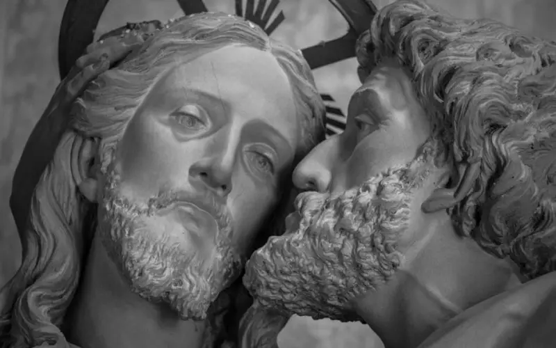 会原谅错不会原谅背叛的句子(男人背叛能原谅吗应该原谅吗)