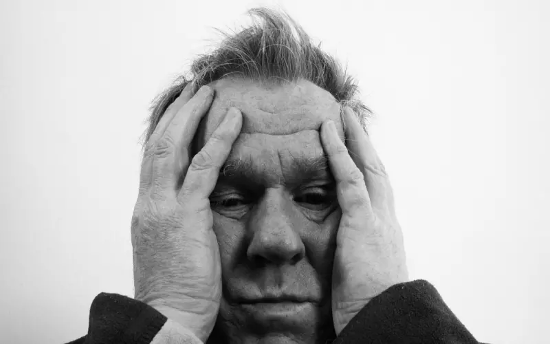 2019心情难过的句子，句句伤感绝望，痛彻心扉！