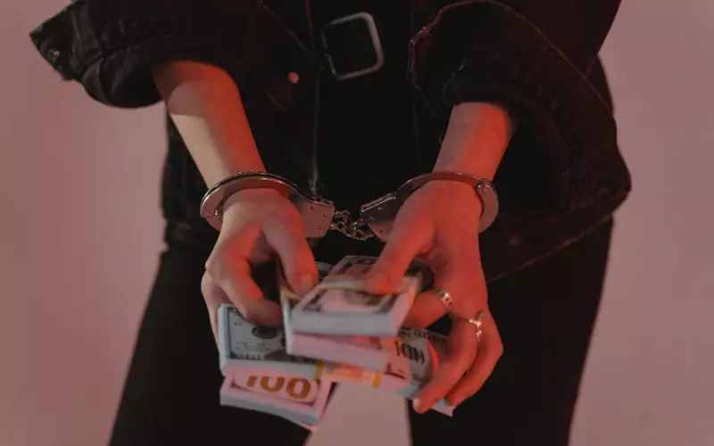 发朋友圈挽回前任的句子(女子为挽回男友做法被骗146万)