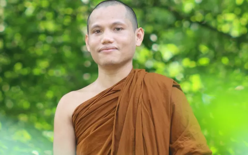 泰国佛教师傅分享之-龙婆李(Luang Phor Li Wat Osokaram)