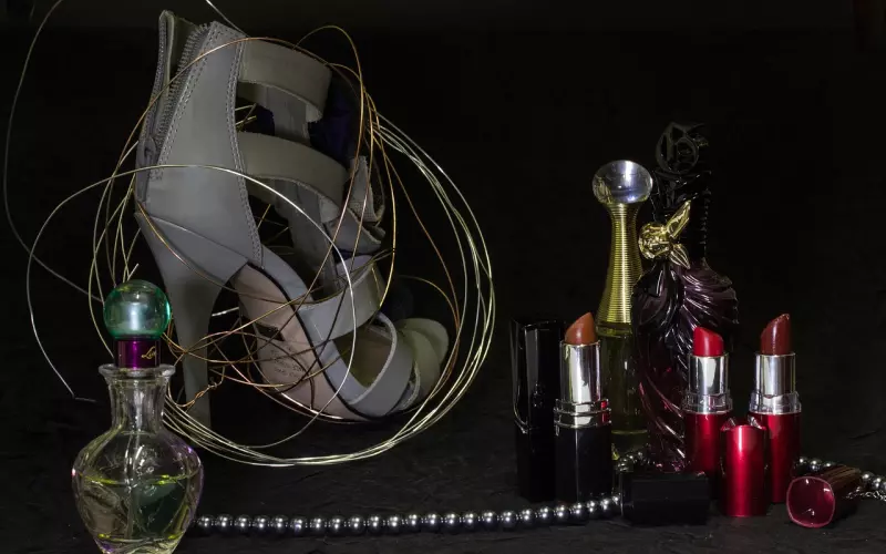 她已经110岁了，仍然身穿高跟鞋，喷洒香水，长寿又快活地生活！