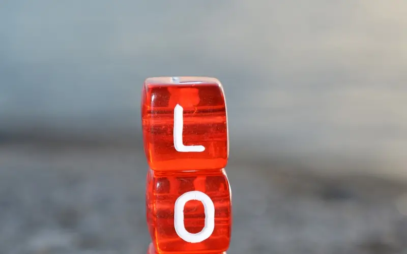 【爱情短故事】爱你，只要你幸福，不需要你记得我