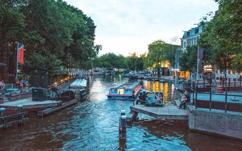 没有感情的婚外情该不该继续(不谈感情的婚外情怎样相处)