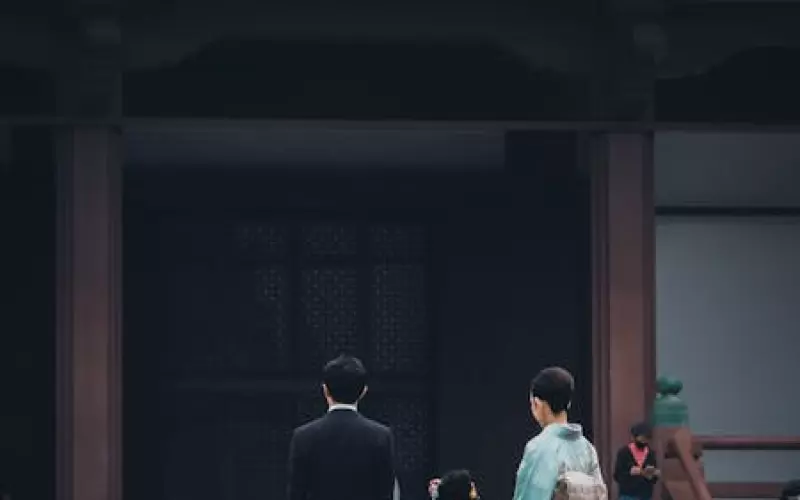 有孩子没有感情的婚姻该不该继续(夫妻感情不和该不该为了孩子凑合)