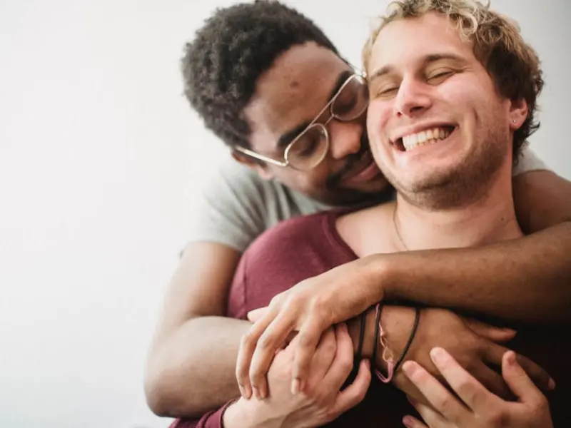 男人出轨女人应该原谅他吗？