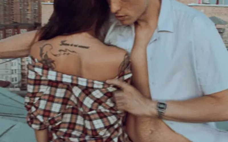 前男友想复合要接受吗?