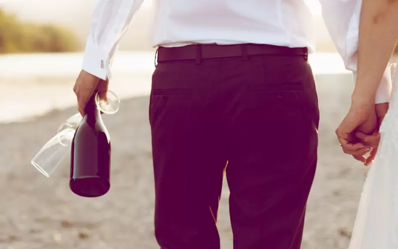 婚外情不想继续了要不要与对方说(婚外情对方总告诉我离不了怎么办)