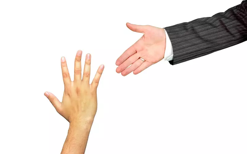 刚分手该不该挽回男友的心？情感咨询专家给出独特见解