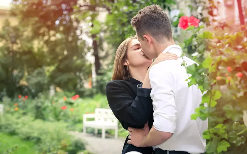 承受对象对你不好的痛，还是分手的痛？