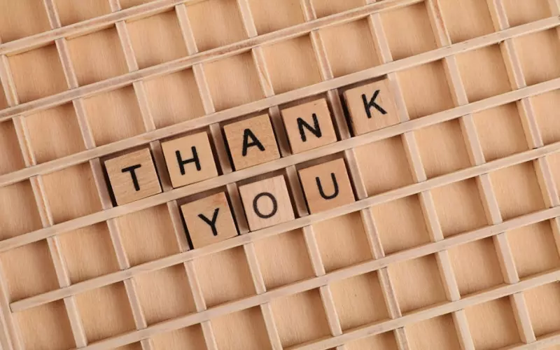 婚外情中遭遇背叛还要不要坚持(当婚外情遭遇背叛该怎么办)