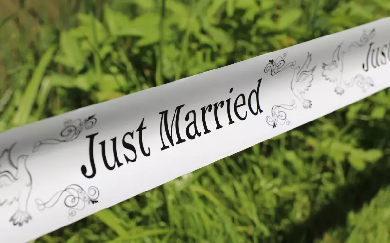 遭遇婚前杀价 还应该结婚吗？