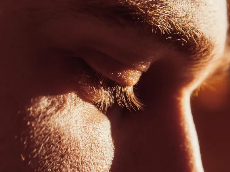 自从男朋友和我分手之后，我一直尝试和他复合，但是他不想复合，我该怎么办