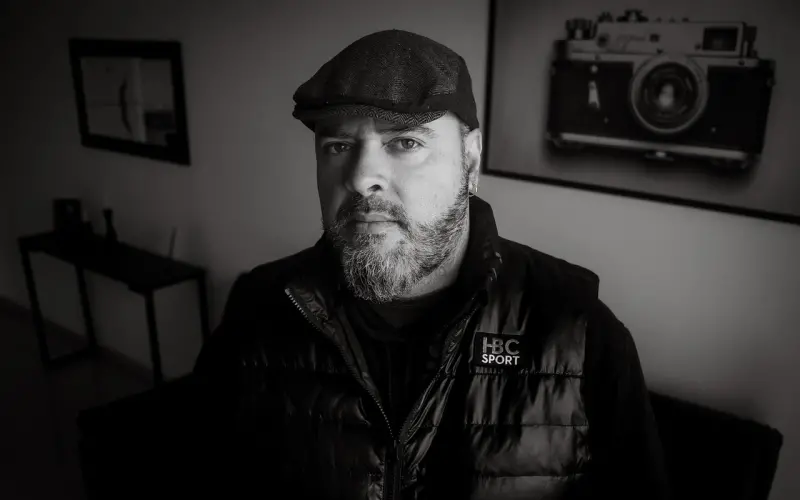 【单身故事】海归阳光女神，爱美食还有马甲线！