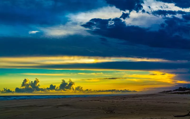 没有D罩杯又怎样？她依旧是让人舔屏的性感女神！