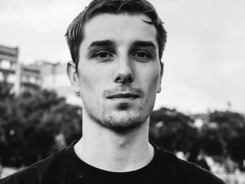 挽回婚姻攻略，出轨后的婚姻，该如何正确挽回婚姻