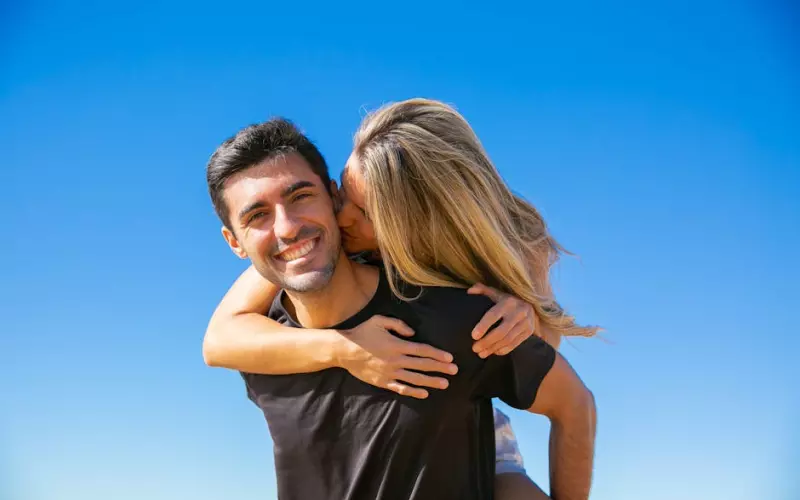 挽回爱情攻略：女生追回前男友的套路